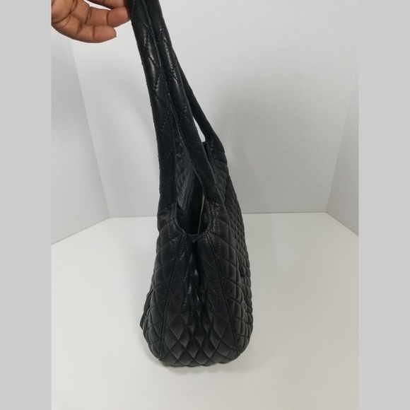 Eric Javits Diamond Quilted Shoulder Bag Tassel - Picture 2 of 7